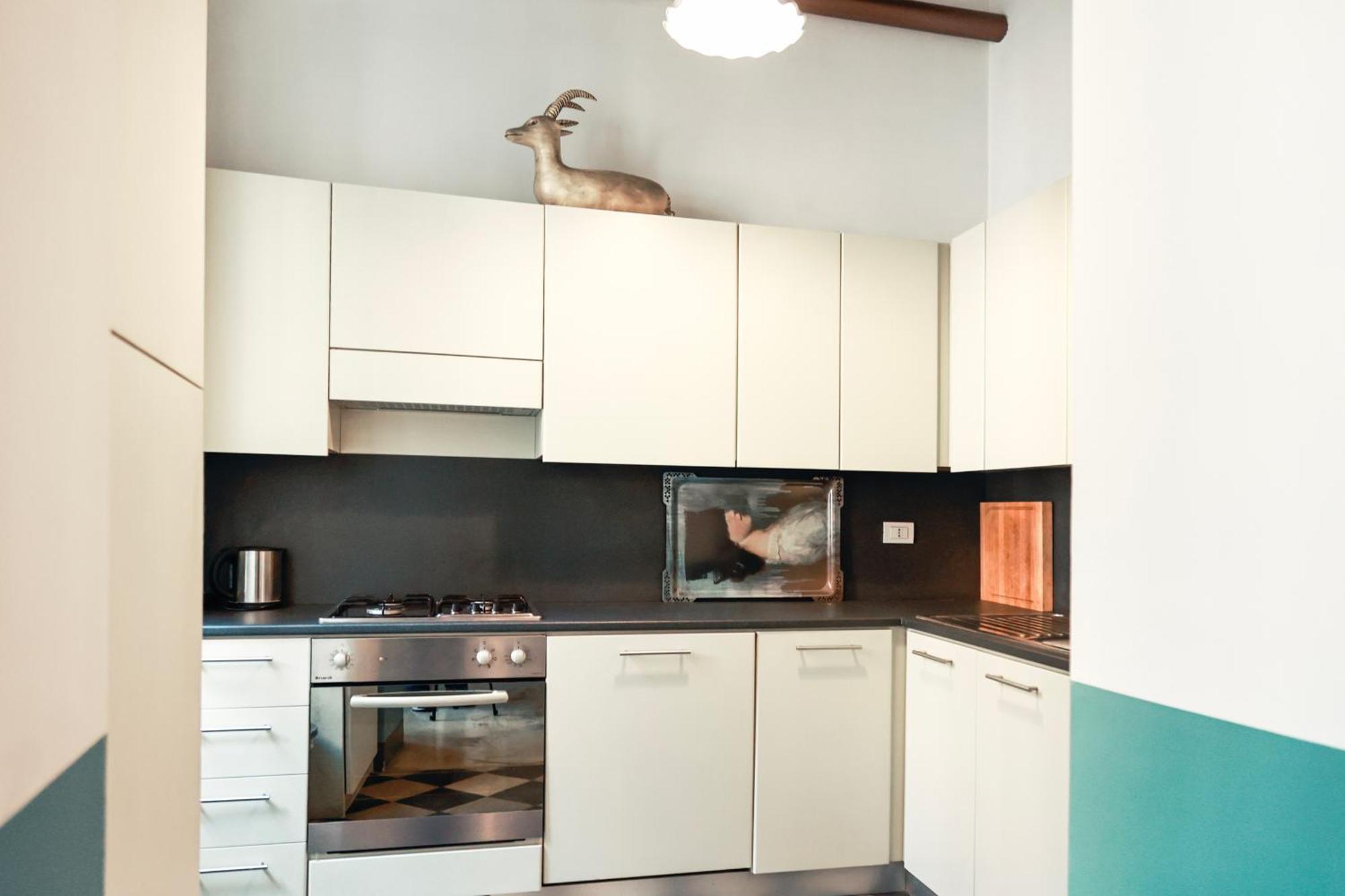 Charming In Monti, Steps To Colosseum Apartment